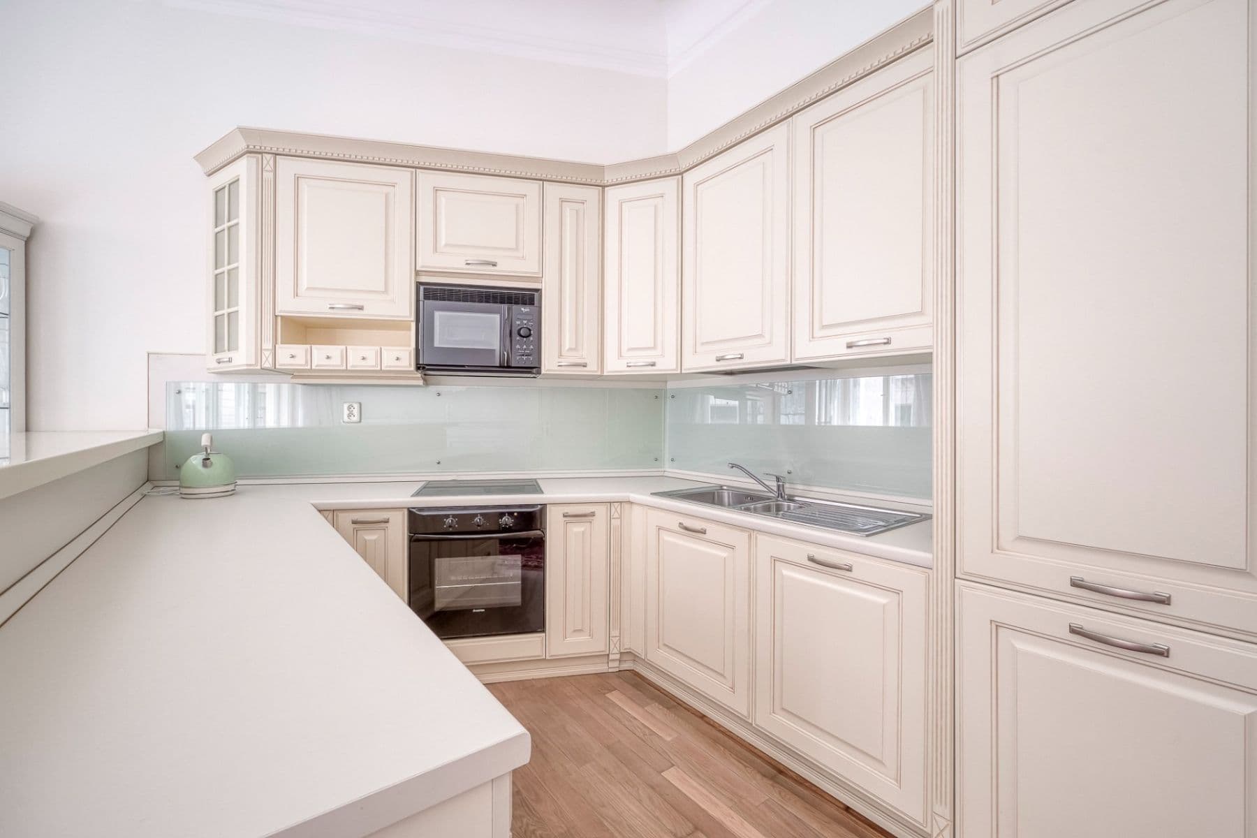 Pronájem bytu 3+1 120 m², Truhlářská, Praha, Praha Pronájem bytu 3+1 120 m², Truhlářská, Praha, Praha