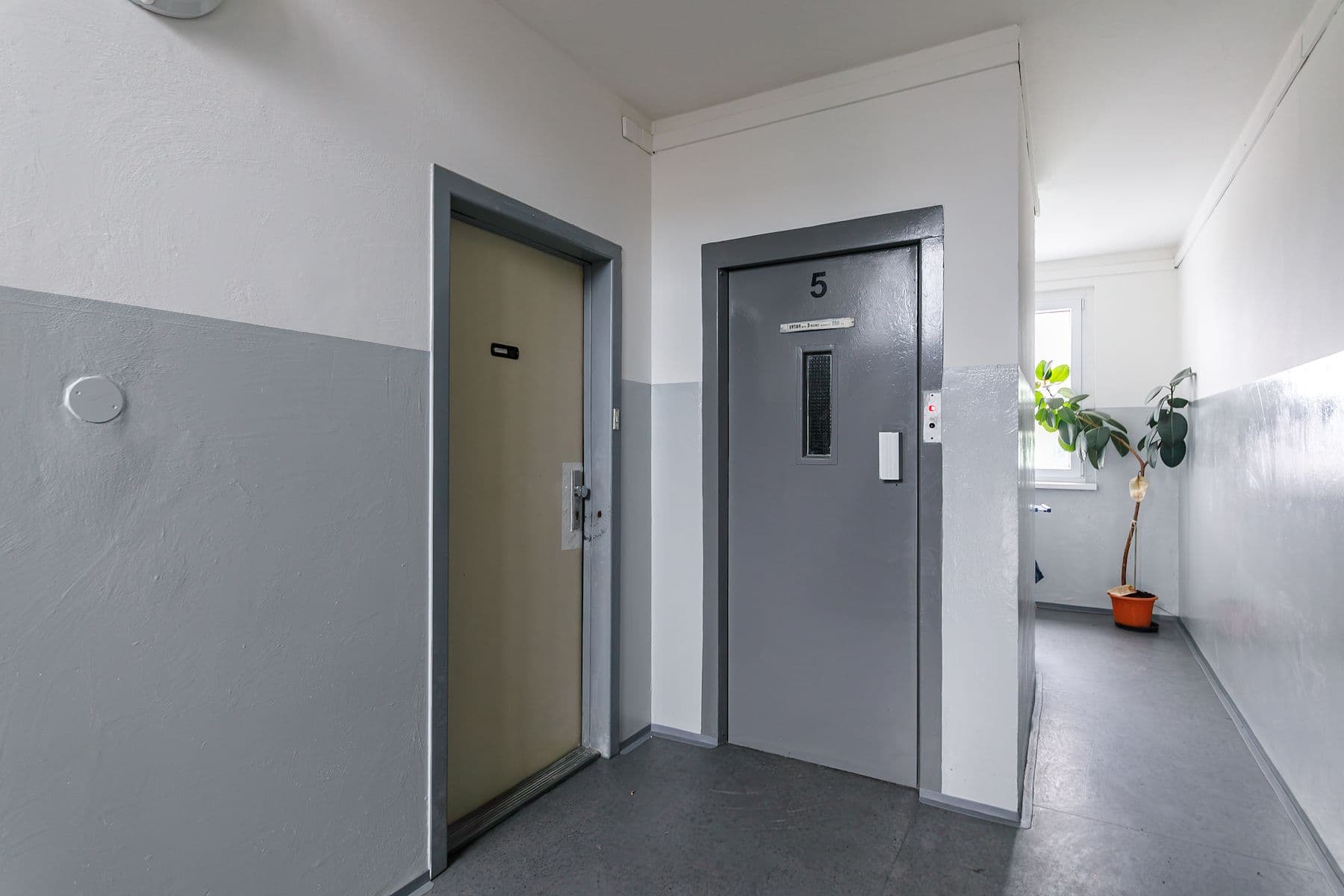 Prodej bytu 1+1 41 m², Sídliště, Cvikov, Liberecký kraj Prodej bytu 1+1 41 m², Sídliště, Cvikov, Liberecký kraj