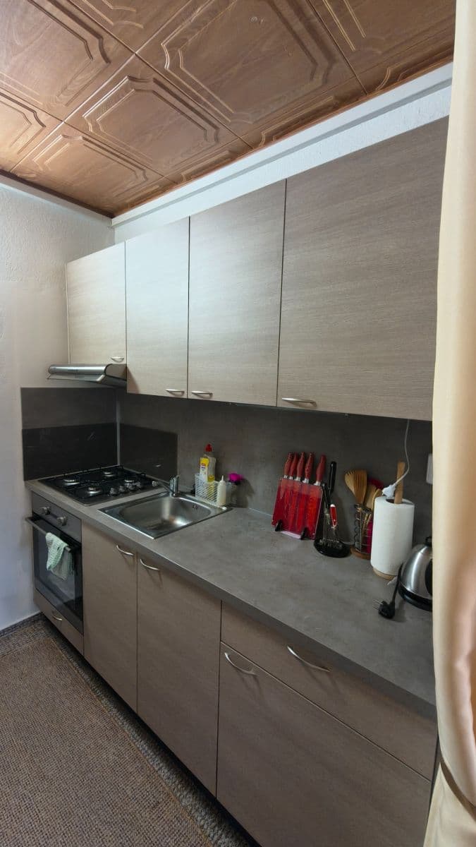 Pronájem bytu 2+kk 43 m², Moravcova, Kolín, Středočeský kraj Pronájem bytu 2+kk 43 m², Moravcova, Kolín, Středočeský kraj