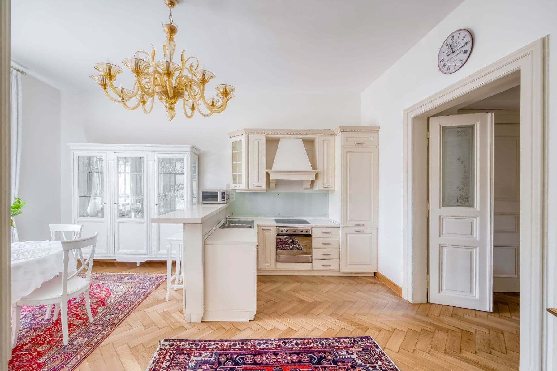 Pronájem bytu 2+1 78 m², Truhlářská, Praha, Praha Pronájem bytu 2+1 78 m², Truhlářská, Praha, Praha