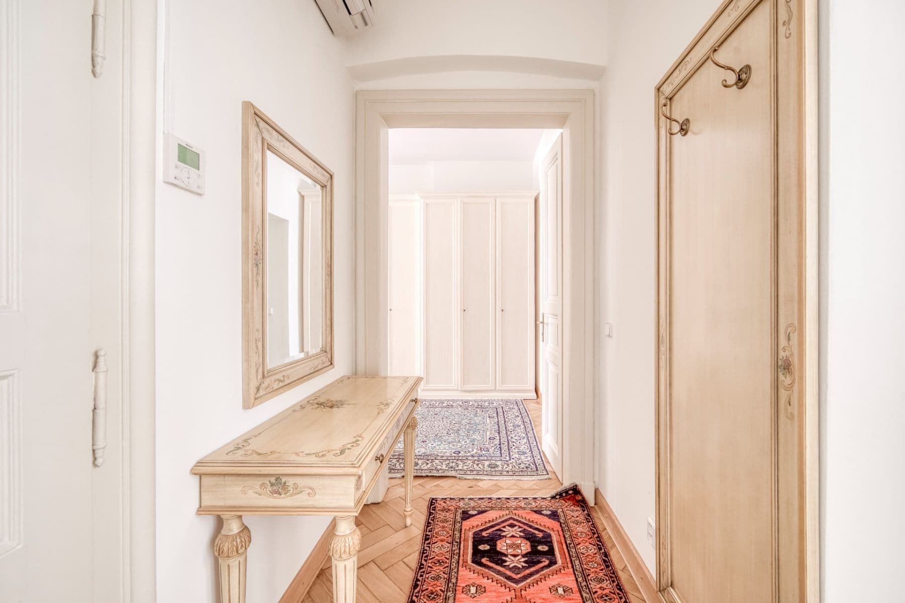 Pronájem bytu 2+1 78 m², Truhlářská, Praha, Praha Pronájem bytu 2+1 78 m², Truhlářská, Praha, Praha