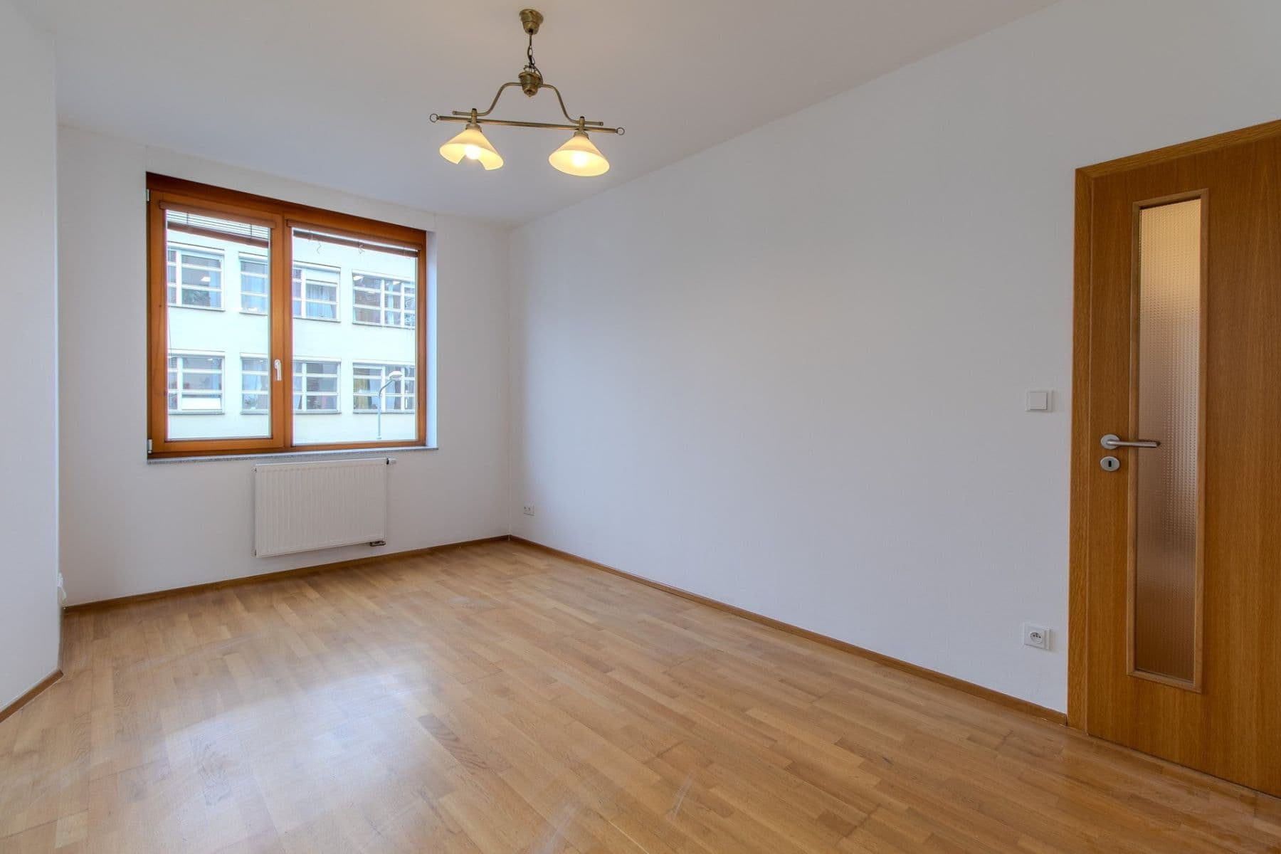Pronájem bytu 3+kk 85 m², Jeseniova, Praha, Praha Pronájem bytu 3+kk 85 m², Jeseniova, Praha, Praha