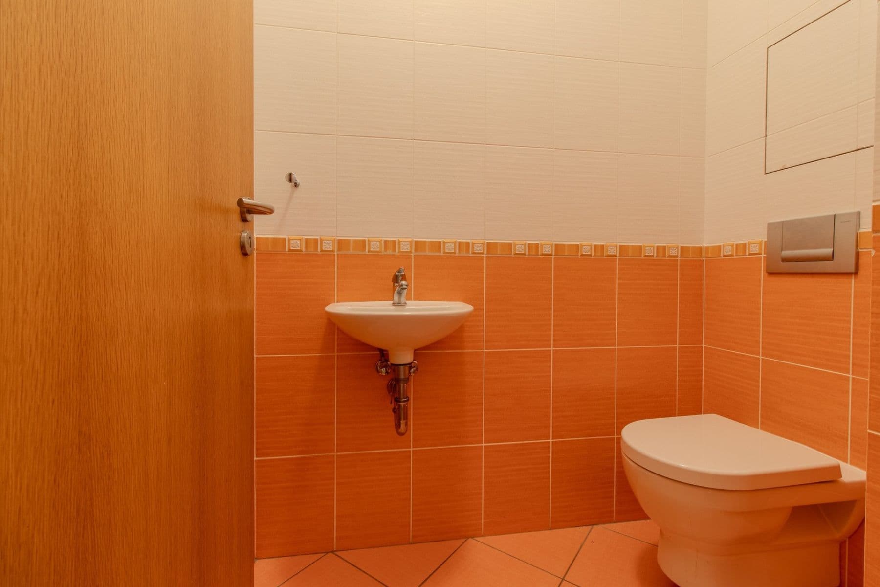 Pronájem bytu 3+kk 85 m², Jeseniova, Praha, Praha Pronájem bytu 3+kk 85 m², Jeseniova, Praha, Praha