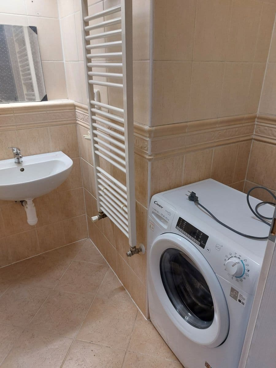 Pronájem bytu 2+kk 50 m², Janýrova, Praha, Praha Pronájem bytu 2+kk 50 m², Janýrova, Praha, Praha