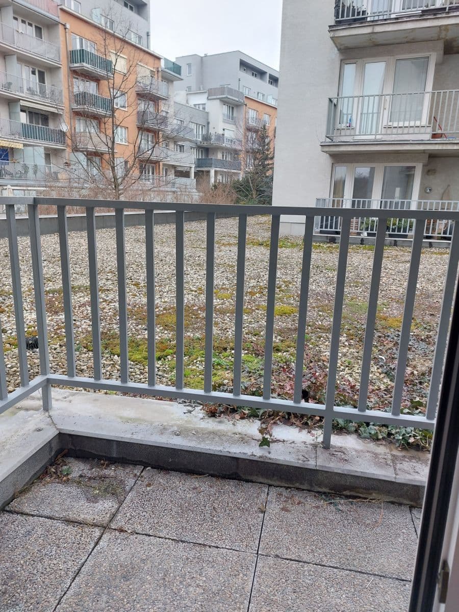 Pronájem bytu 2+kk 50 m², Janýrova, Praha, Praha Pronájem bytu 2+kk 50 m², Janýrova, Praha, Praha