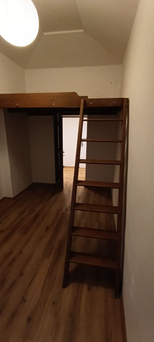 Pronájem bytu 2+1 48 m², Kozácká, Praha, Praha Pronájem bytu 2+1 48 m², Kozácká, Praha, Praha