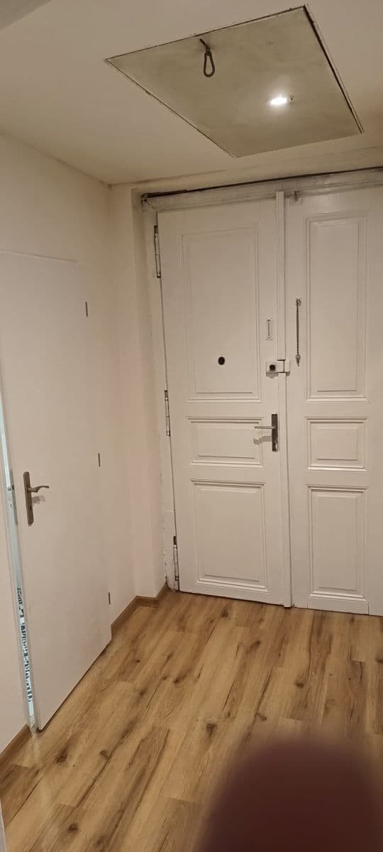 Pronájem bytu 2+1 48 m², Kozácká, Praha, Praha Pronájem bytu 2+1 48 m², Kozácká, Praha, Praha