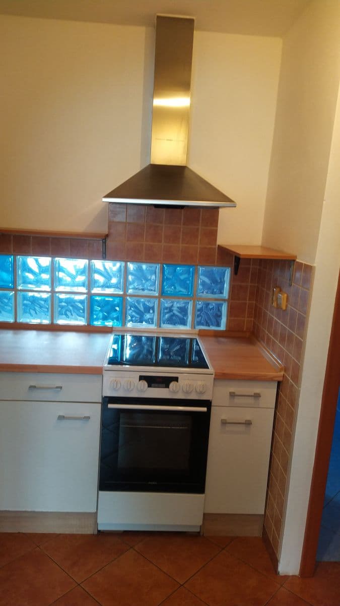 Pronájem bytu 2+kk 42 m², Puškinova, Liberec, Liberecký kraj Pronájem bytu 2+kk 42 m², Puškinova, Liberec, Liberecký kraj