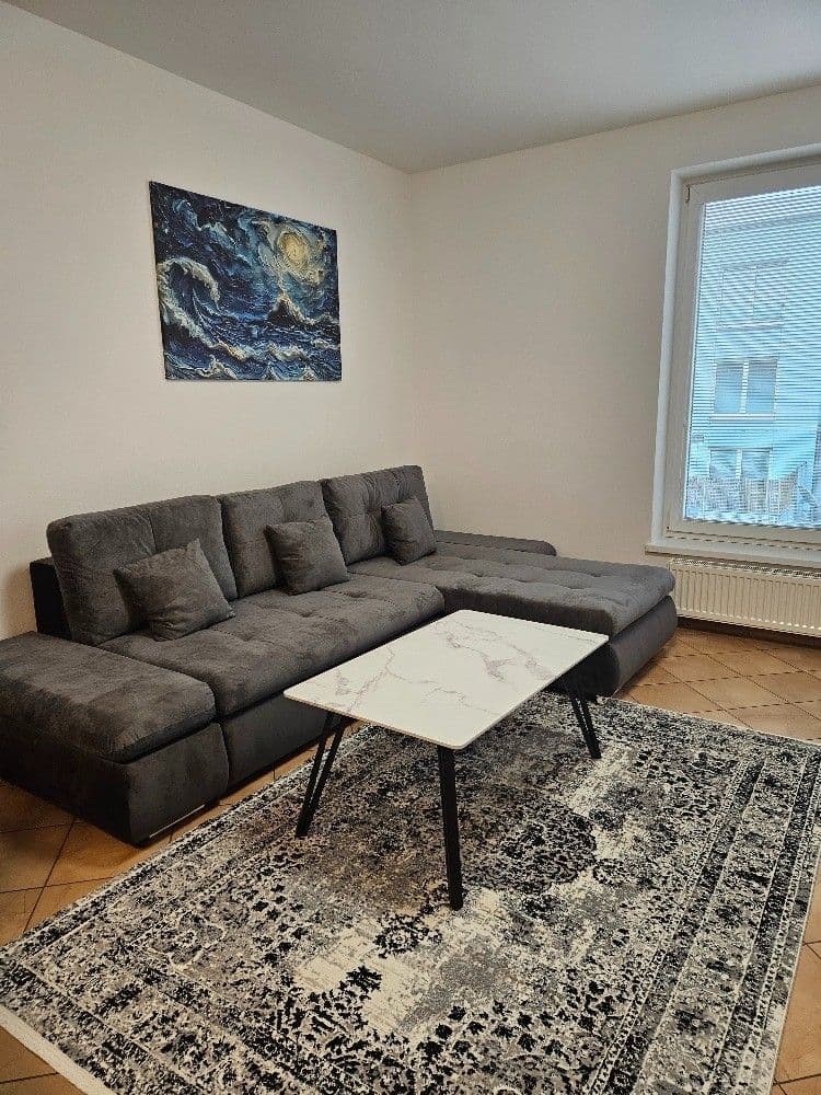 Pronájem bytu 2+kk 55 m², Zderadova, Brno, Jihomoravský kraj Pronájem bytu 2+kk 55 m², Zderadova, Brno, Jihomoravský kraj