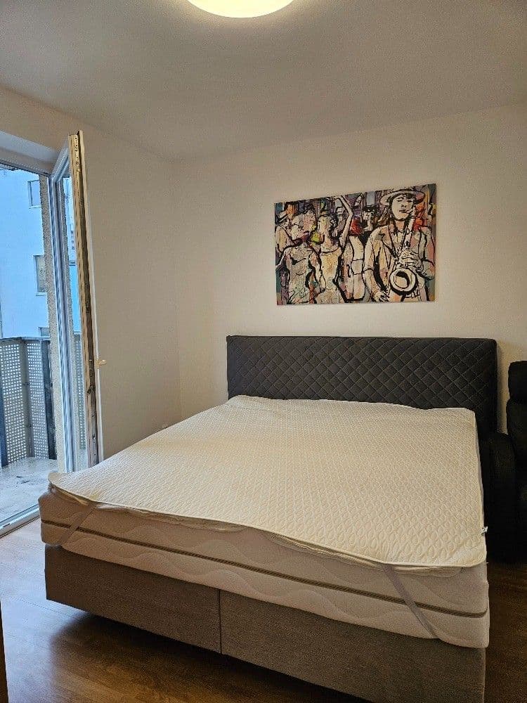 Pronájem bytu 2+kk 55 m², Zderadova, Brno, Jihomoravský kraj Pronájem bytu 2+kk 55 m², Zderadova, Brno, Jihomoravský kraj