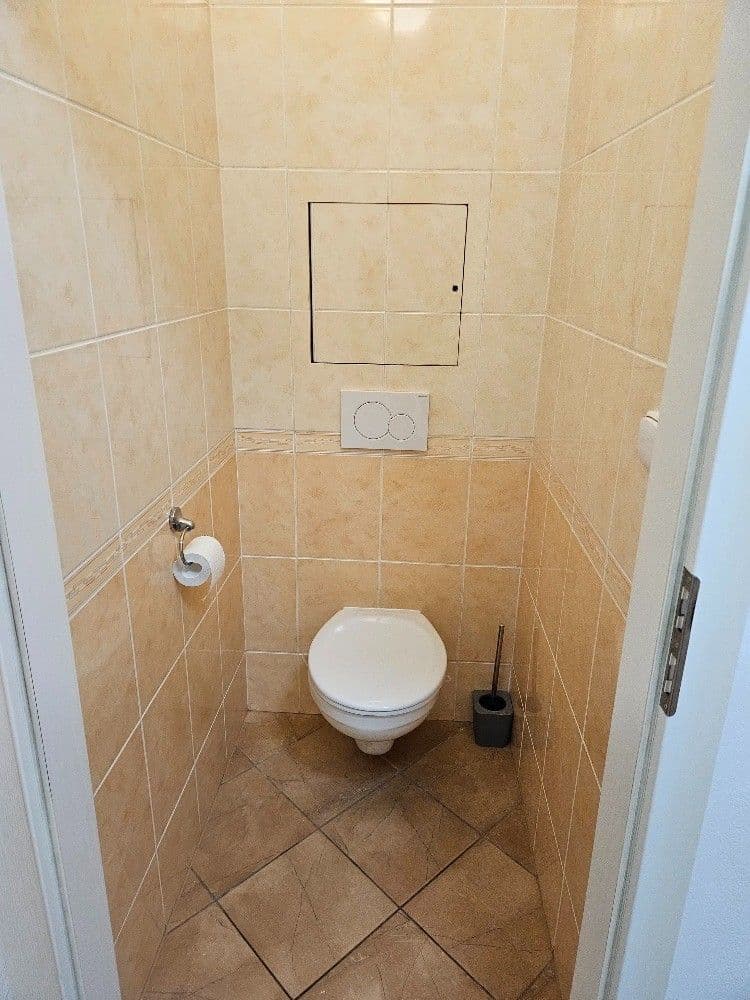 Pronájem bytu 2+kk 55 m², Zderadova, Brno, Jihomoravský kraj Pronájem bytu 2+kk 55 m², Zderadova, Brno, Jihomoravský kraj