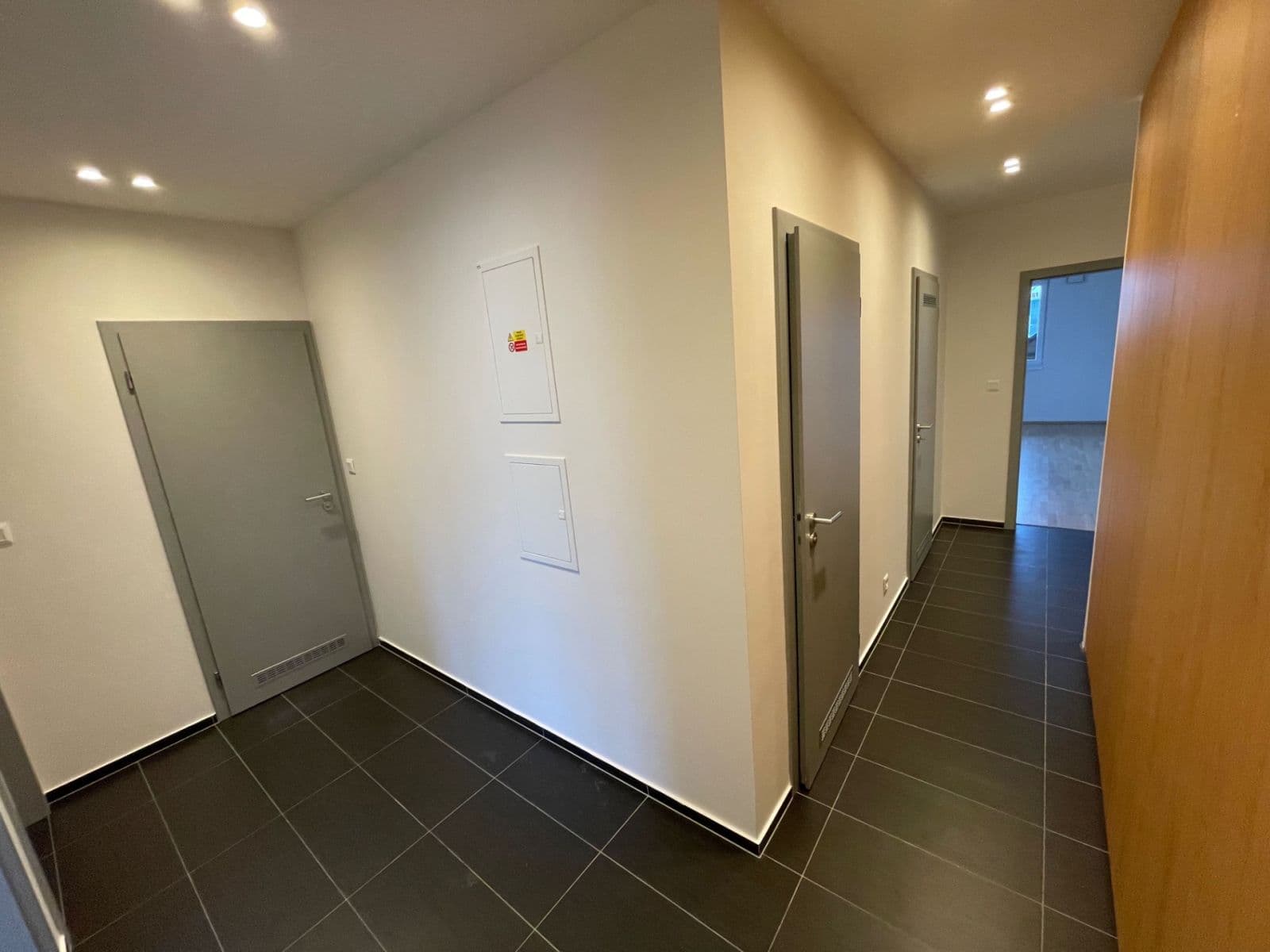 Pronájem bytu 3+kk 91 m², Pod Stolovou horou, Praha, Praha Pronájem bytu 3+kk 91 m², Pod Stolovou horou, Praha, Praha