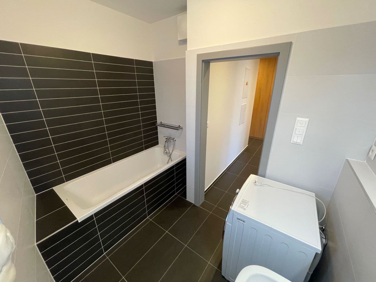 Pronájem bytu 3+kk 91 m², Pod Stolovou horou, Praha, Praha Pronájem bytu 3+kk 91 m², Pod Stolovou horou, Praha, Praha