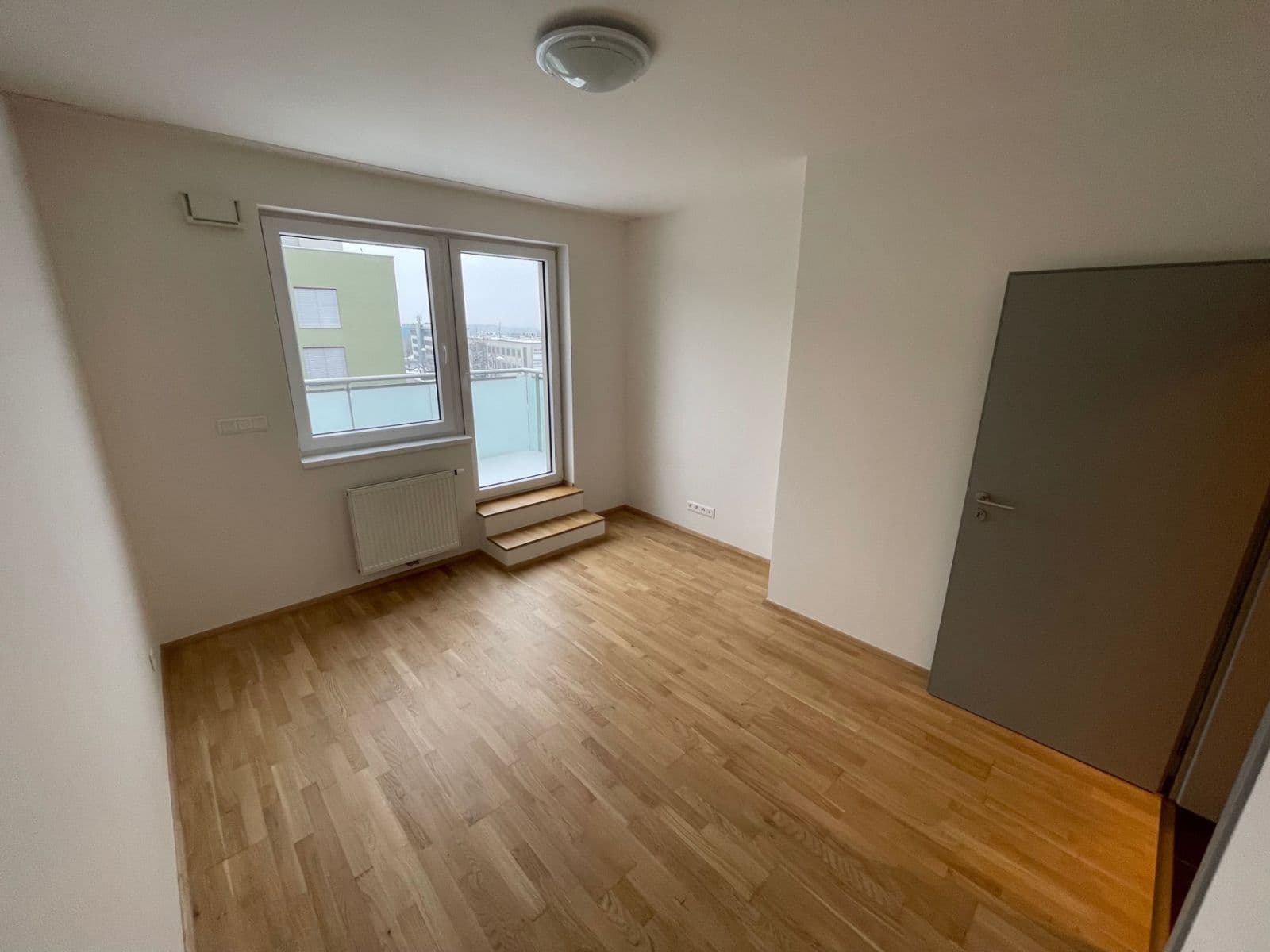 Pronájem bytu 3+kk 91 m², Pod Stolovou horou, Praha, Praha Pronájem bytu 3+kk 91 m², Pod Stolovou horou, Praha, Praha