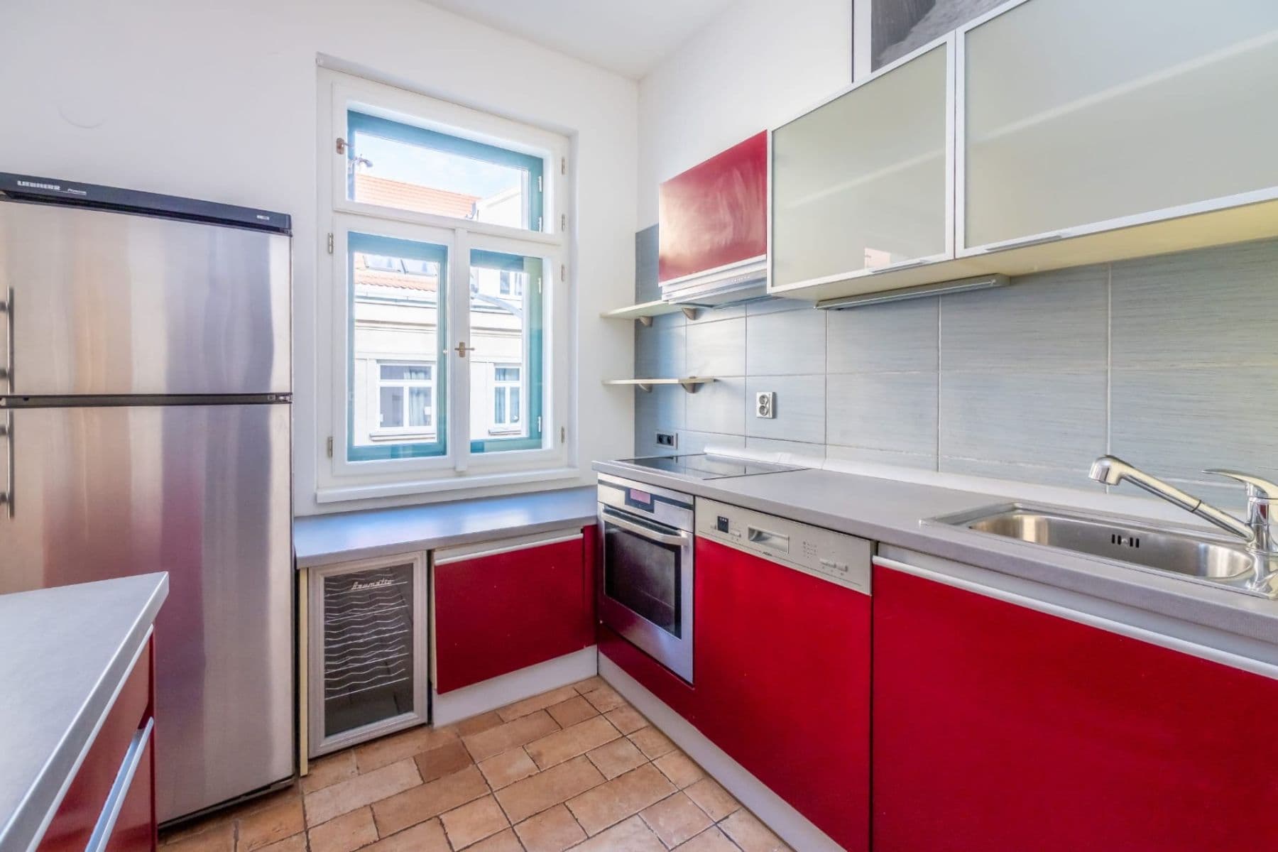 Pronájem bytu 2+kk 57 m², Roháčova, Praha, Praha Pronájem bytu 2+kk 57 m², Roháčova, Praha, Praha