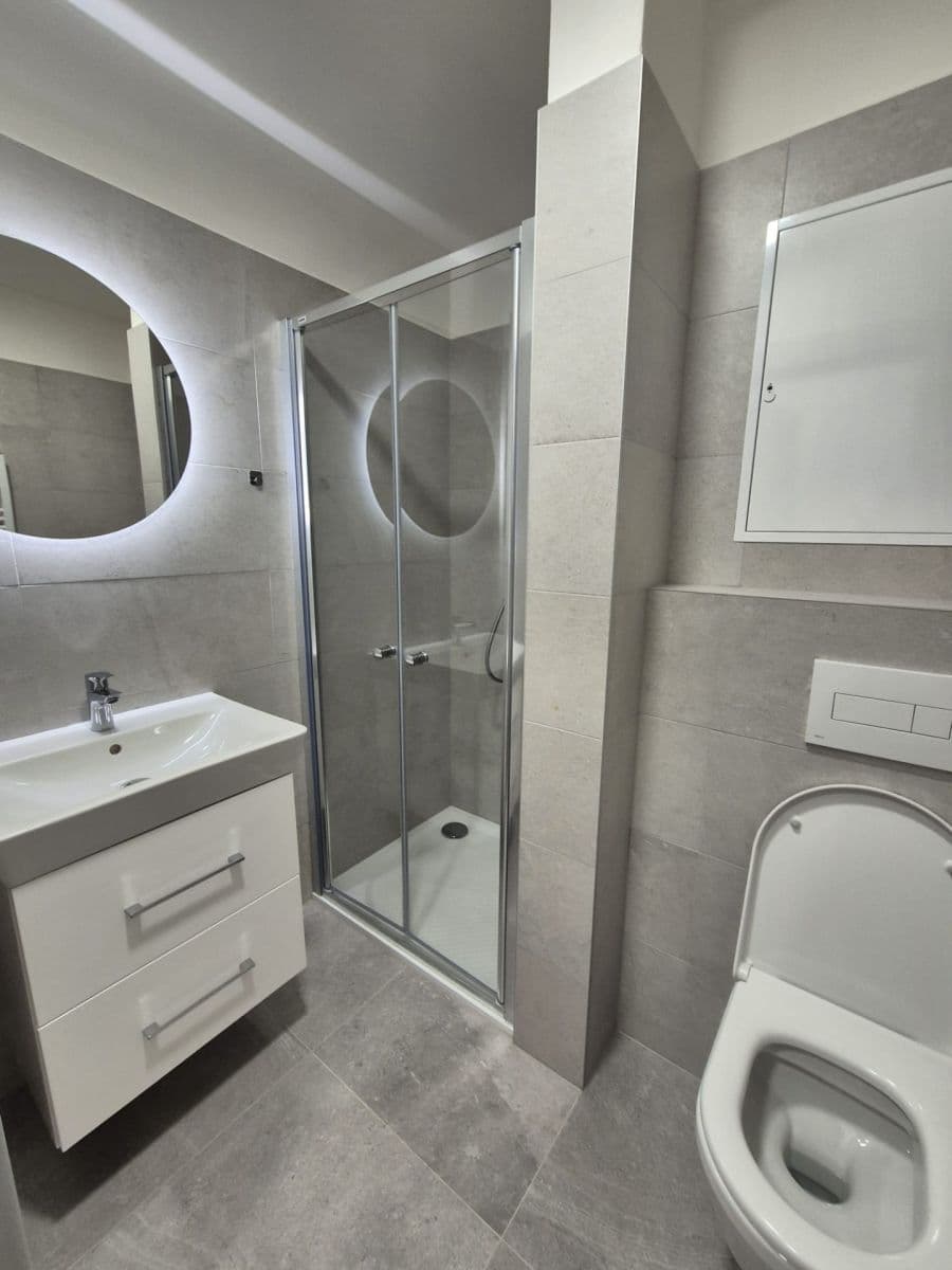 Pronájem bytu 1+kk 28 m², Brno, Jihomoravský kraj Pronájem bytu 1+kk 28 m², Brno, Jihomoravský kraj