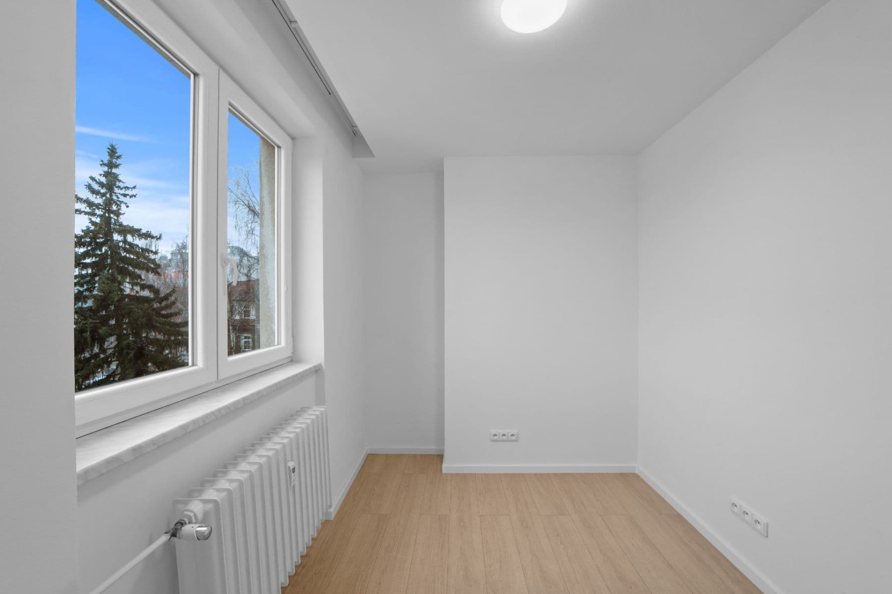 Pronájem bytu 3+kk 52 m², Národní, Trutnov, Královéhradecký kraj Pronájem bytu 3+kk 52 m², Národní, Trutnov, Královéhradecký kraj