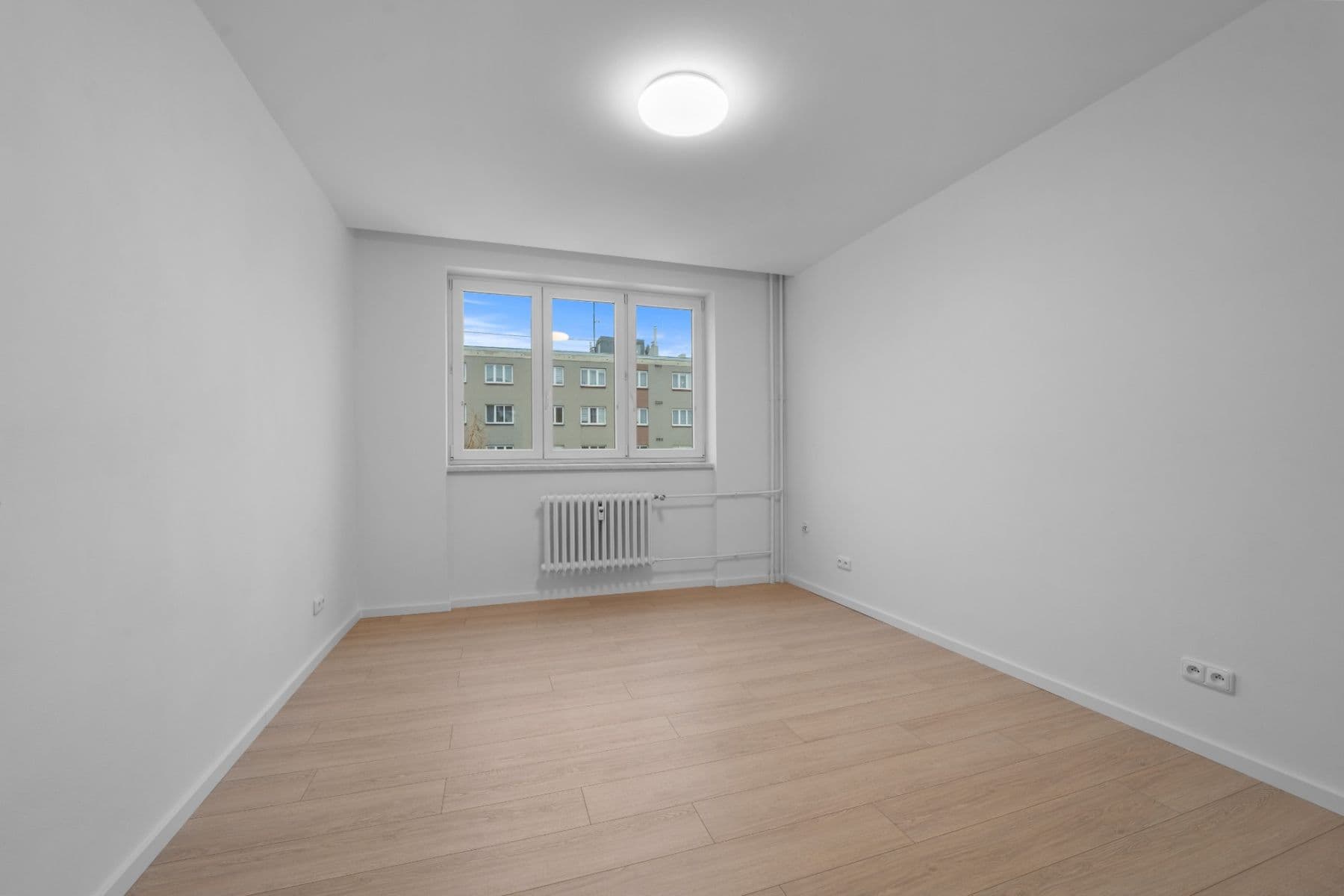 Pronájem bytu 3+kk 52 m², Národní, Trutnov, Královéhradecký kraj Pronájem bytu 3+kk 52 m², Národní, Trutnov, Královéhradecký kraj