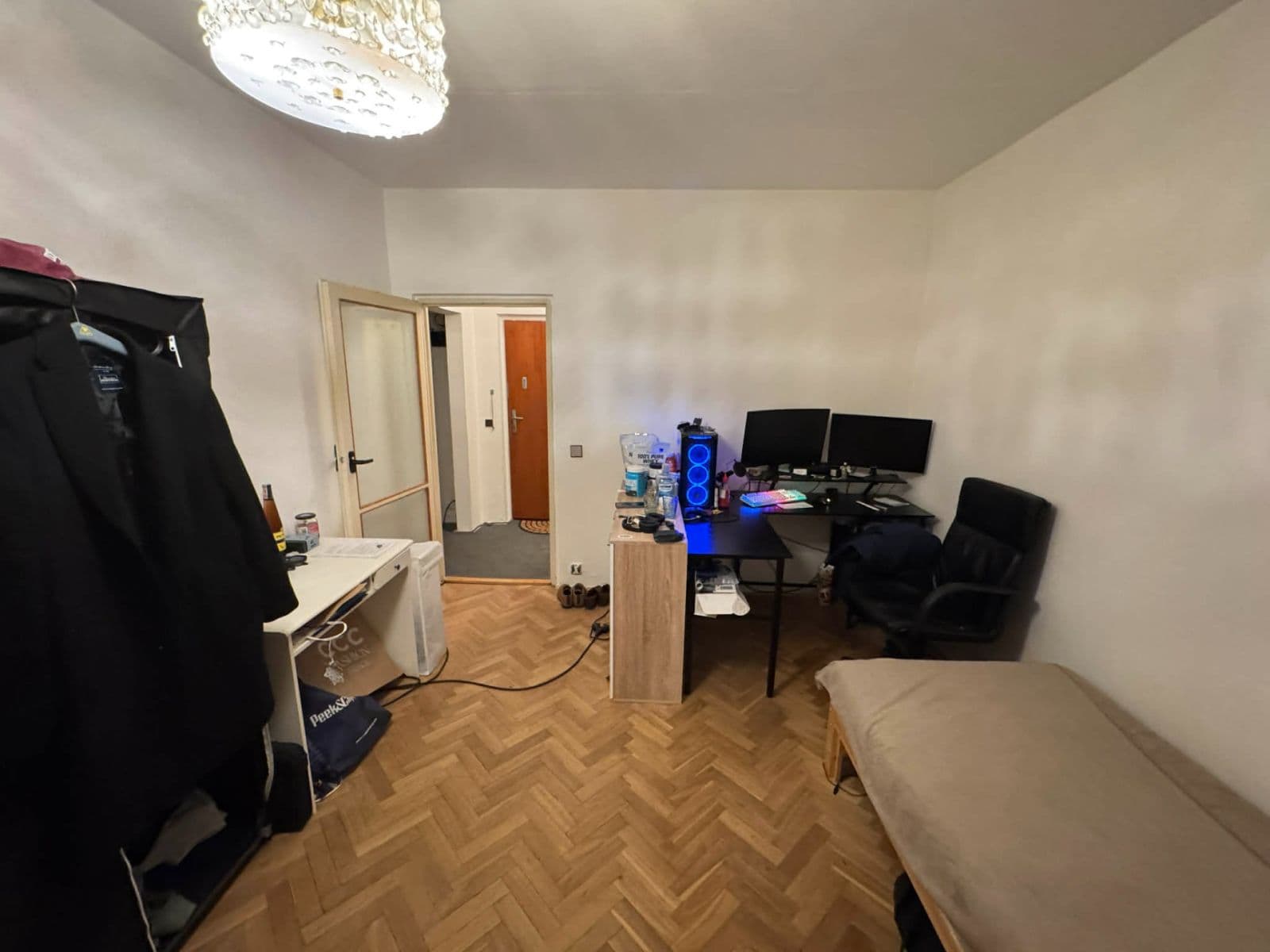Pronájem bytu 3+kk 70 m², Loosova, Brno, Jihomoravský kraj Pronájem bytu 3+kk 70 m², Loosova, Brno, Jihomoravský kraj