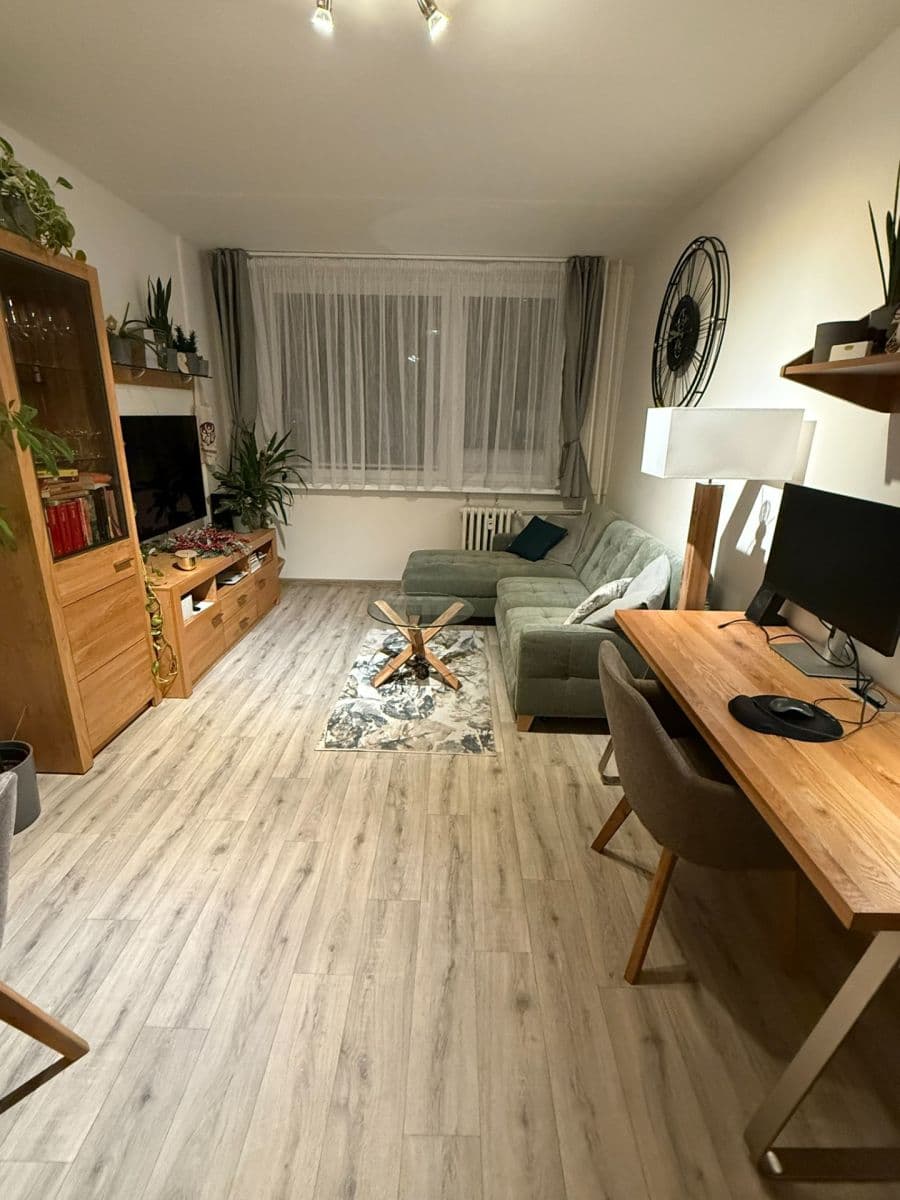 Pronájem bytu 2+kk 43 m², Luhovská, Praha, Praha Pronájem bytu 2+kk 43 m², Luhovská, Praha, Praha