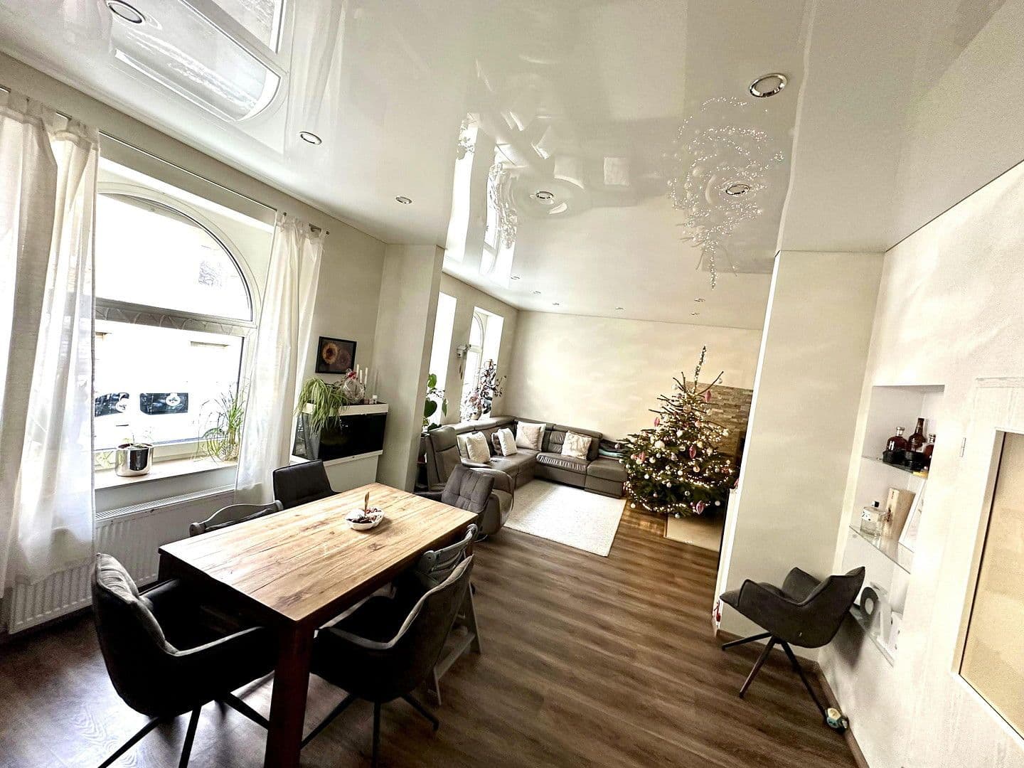 Prodej bytu 3+kk 93 m², Essen, Severní Porýní-Vestfálsko Prodej bytu 3+kk 93 m², Essen, Severní Porýní-Vestfálsko