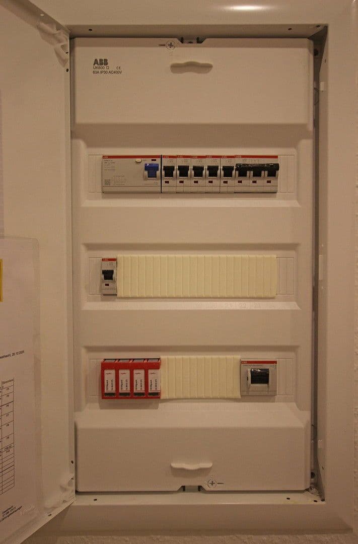 Pronájem bytu 3+1 88 m², Ludwig-Uhland-Weg 6, Geesthacht, Šlesvicko-Holštýnsko Pronájem bytu 3+1 88 m², Ludwig-Uhland-Weg 6, Geesthacht, Šlesvicko-Holštýnsko