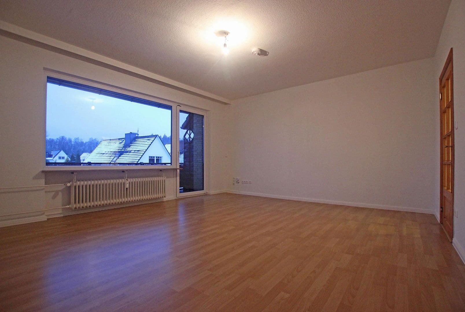 Pronájem bytu 3+1 88 m², Ludwig-Uhland-Weg 6, Geesthacht, Šlesvicko-Holštýnsko Pronájem bytu 3+1 88 m², Ludwig-Uhland-Weg 6, Geesthacht, Šlesvicko-Holštýnsko