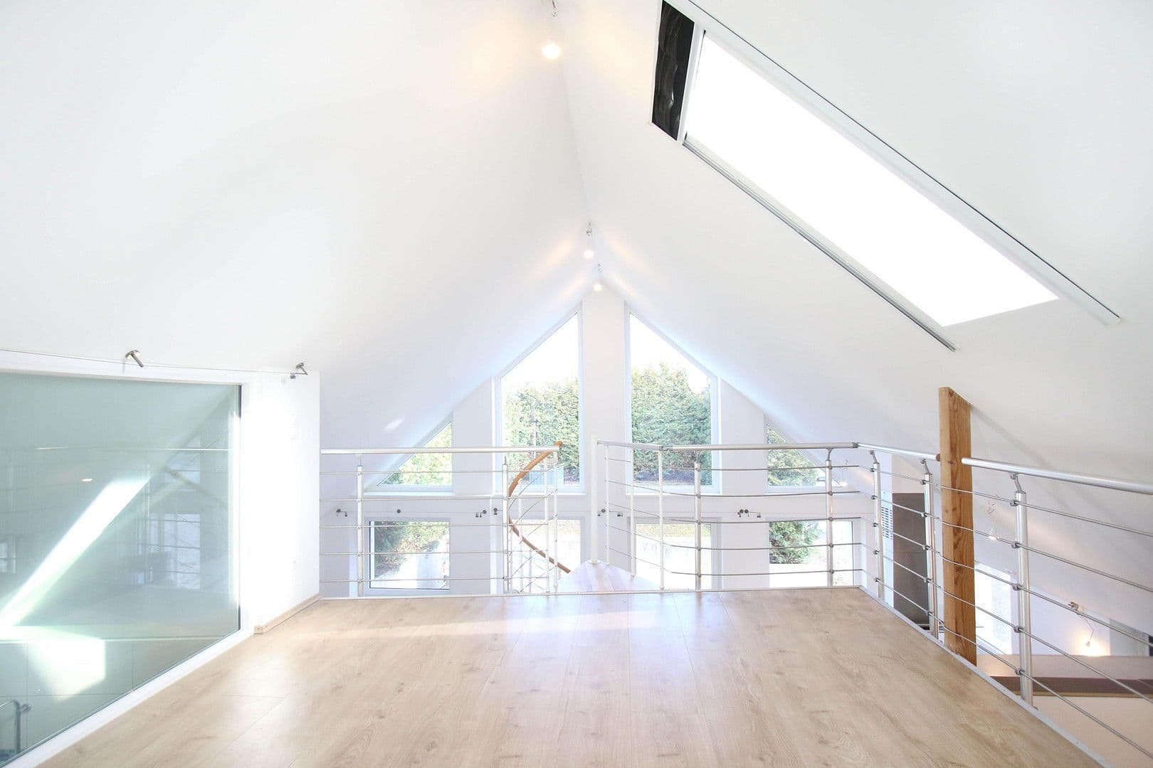 Pronájem bytu 3+1 88 m², St.Pölten, Dolní Rakousko Pronájem bytu 3+1 88 m², St.Pölten, Dolní Rakousko