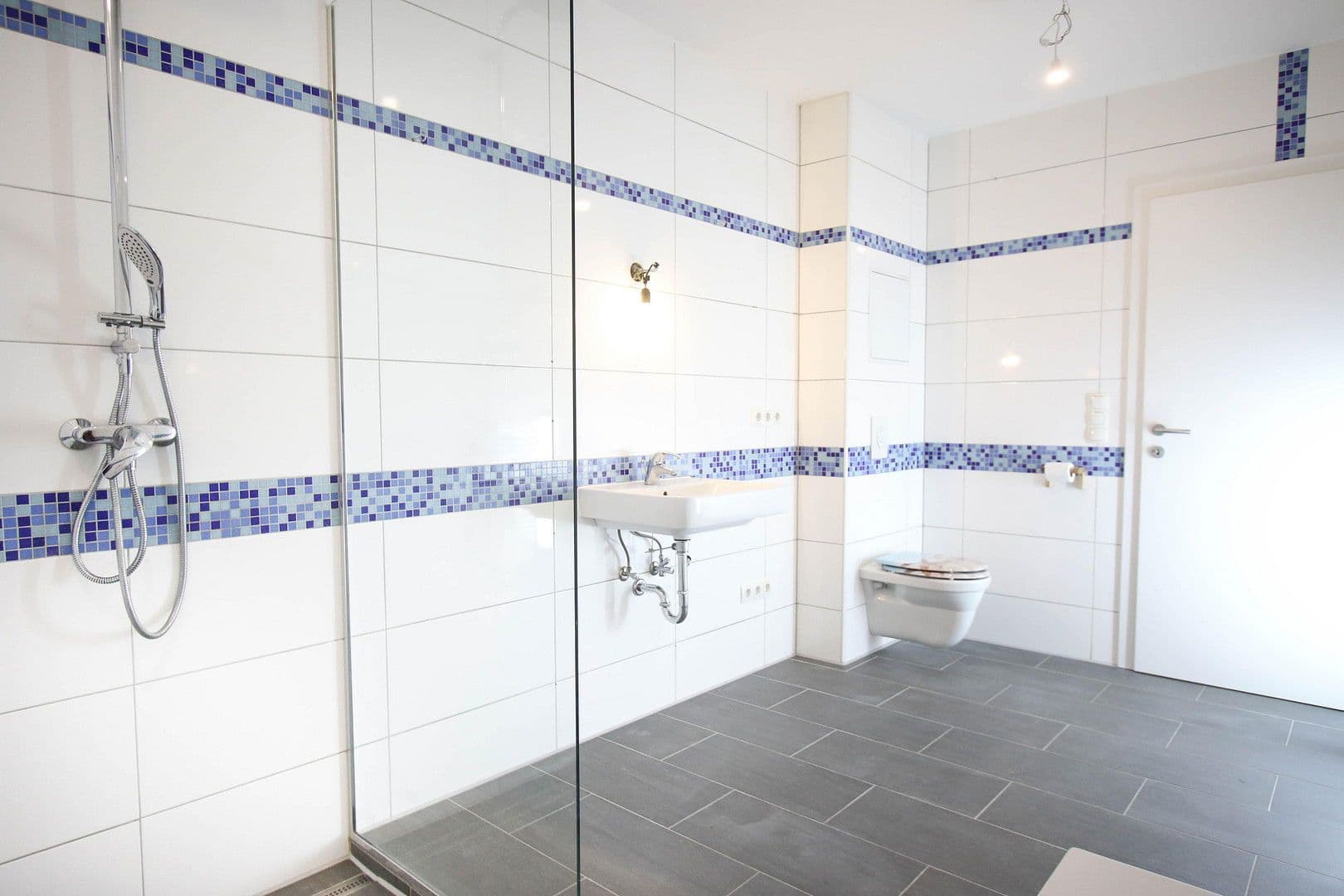 Pronájem bytu 3+1 88 m², St.Pölten, Dolní Rakousko Pronájem bytu 3+1 88 m², St.Pölten, Dolní Rakousko