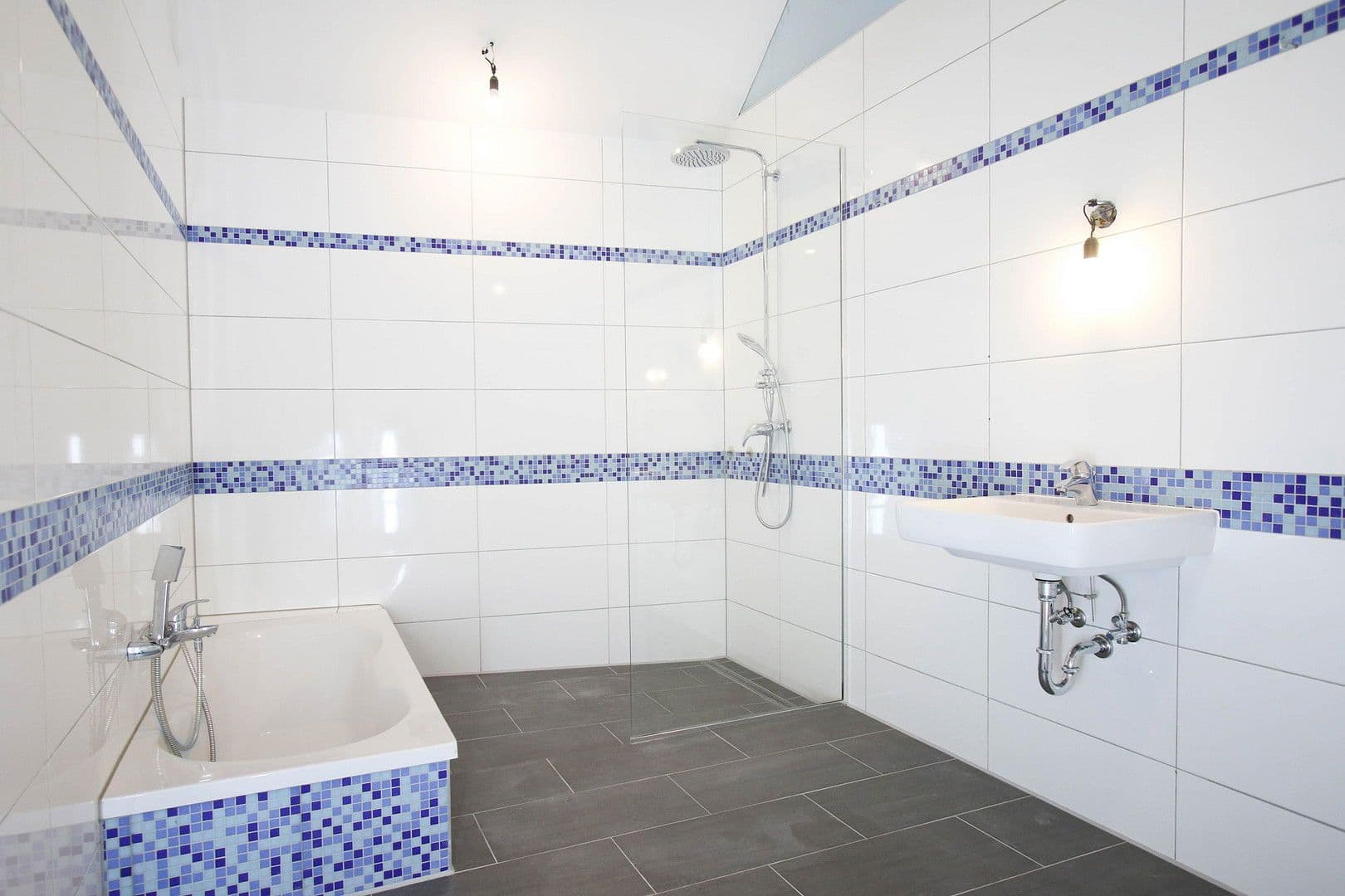 Pronájem domu 88 m², pozemek 200 m², St.Pölten, Dolní Rakousko Pronájem domu 88 m², pozemek 200 m², St.Pölten, Dolní Rakousko