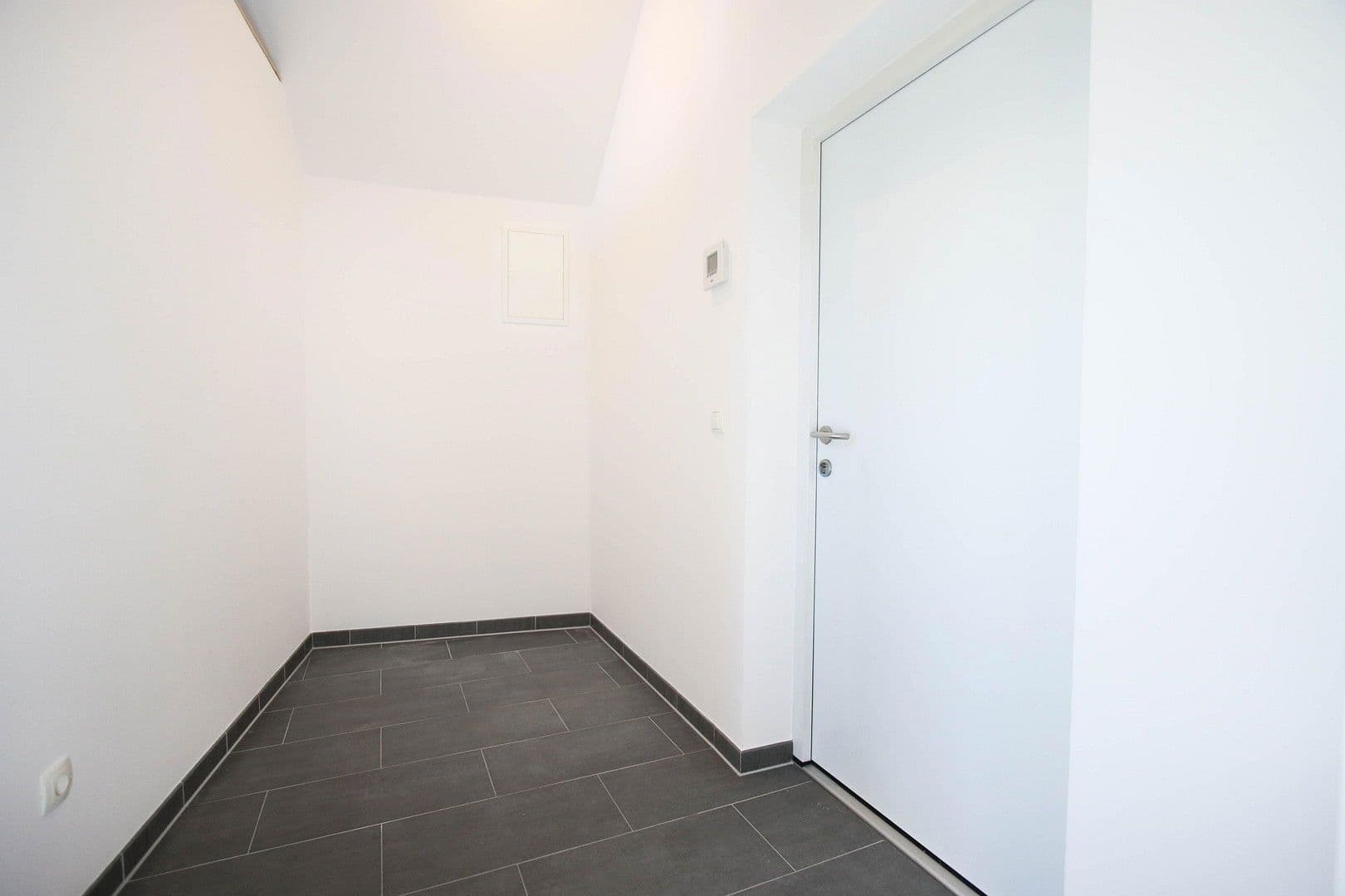 Pronájem domu 88 m², pozemek 200 m², St.Pölten, Dolní Rakousko Pronájem domu 88 m², pozemek 200 m², St.Pölten, Dolní Rakousko