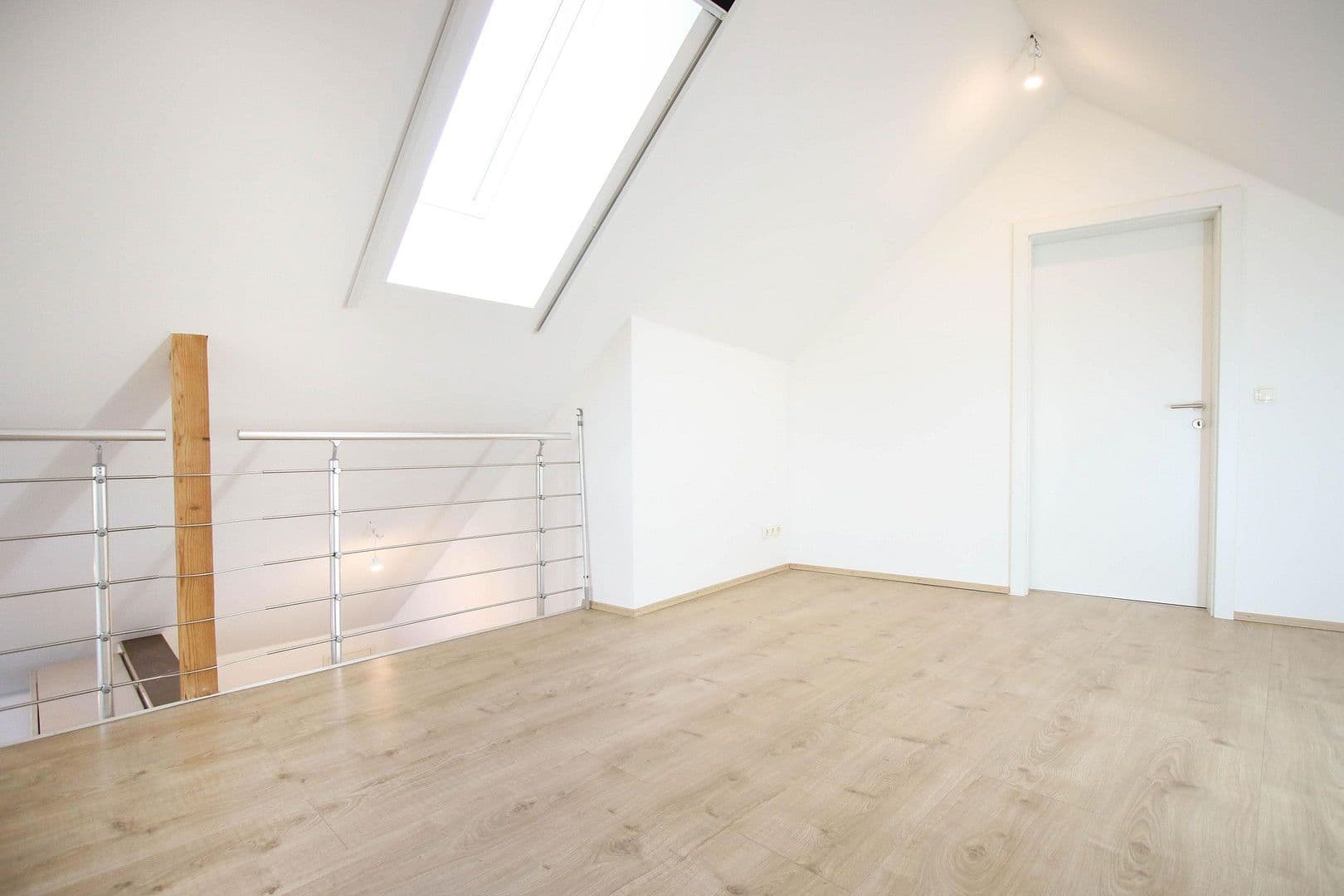 Pronájem domu 88 m², pozemek 200 m², St.Pölten, Dolní Rakousko Pronájem domu 88 m², pozemek 200 m², St.Pölten, Dolní Rakousko