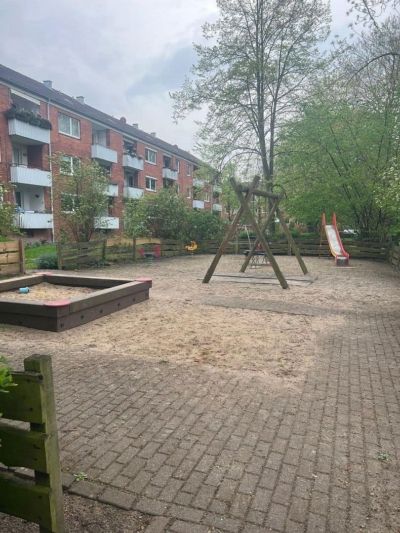 Prodej bytu 3+1 73 m², Hamburg, Hamburg Prodej bytu 3+1 73 m², Hamburg, Hamburg