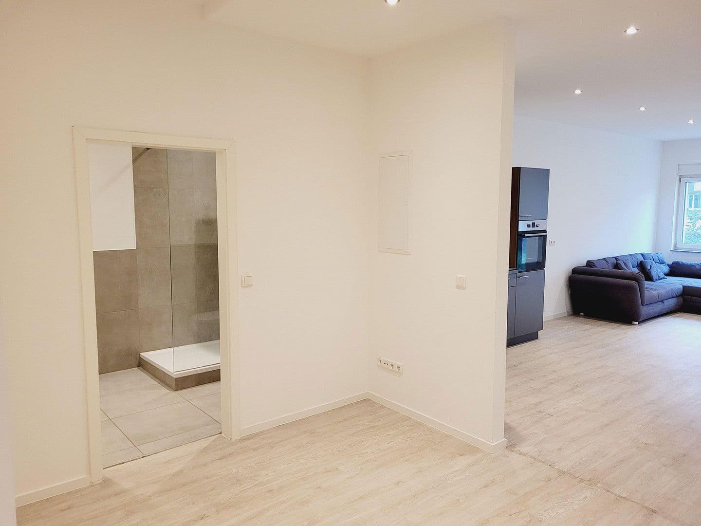 Pronájem bytu 2+1 65 m², Händelstr. 4, Duisburg, Severní Porýní-Vestfálsko Pronájem bytu 2+1 65 m², Händelstr. 4, Duisburg, Severní Porýní-Vestfálsko