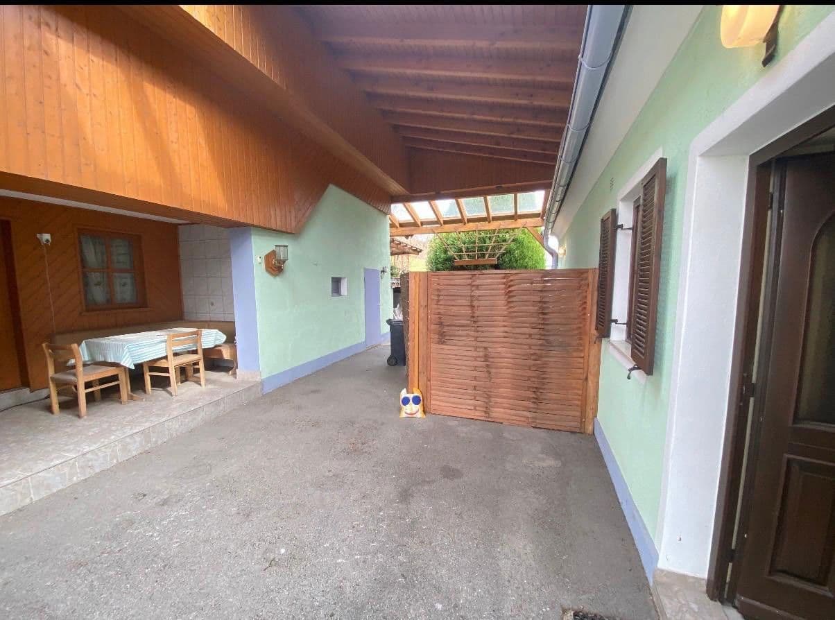 Prodej domu 190 m², pozemek 970 m², Fehring, Štýrsko Prodej domu 190 m², pozemek 970 m², Fehring, Štýrsko