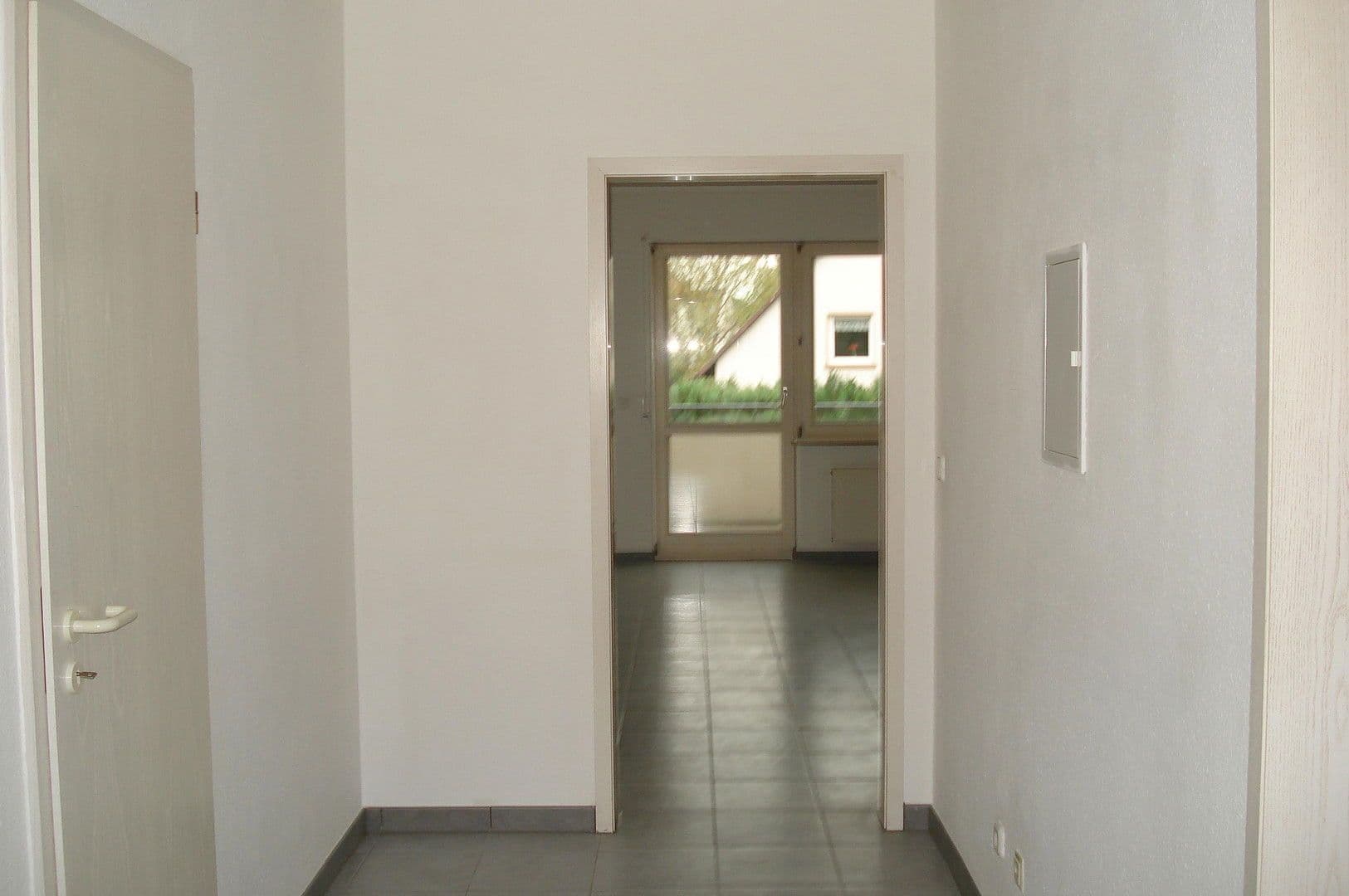 Pronájem bytu 2+1 64 m², Wehrheim, Hessen Pronájem bytu 2+1 64 m², Wehrheim, Hessen