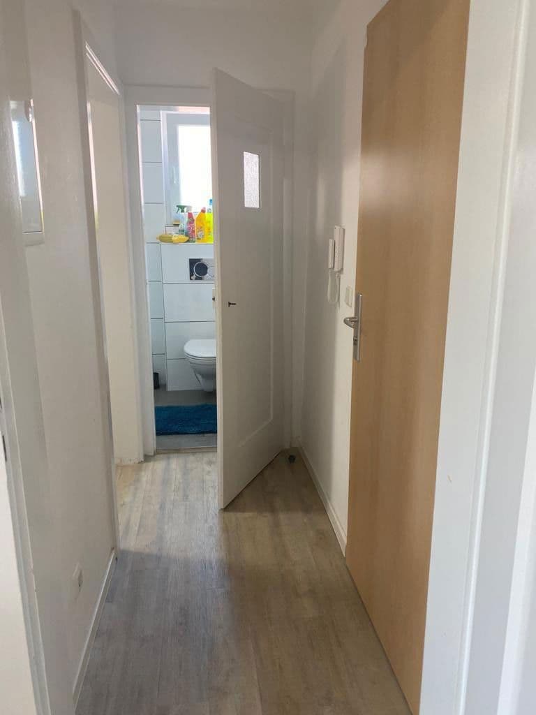 Pronájem bytu 1+1 30 m², Fasanenstr., Mannheim, Bádensko-Württembersko Pronájem bytu 1+1 30 m², Fasanenstr., Mannheim, Bádensko-Württembersko