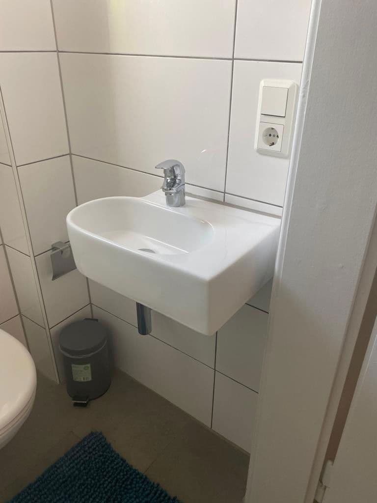 Pronájem bytu 1+1 30 m², Fasanenstr., Mannheim, Bádensko-Württembersko Pronájem bytu 1+1 30 m², Fasanenstr., Mannheim, Bádensko-Württembersko