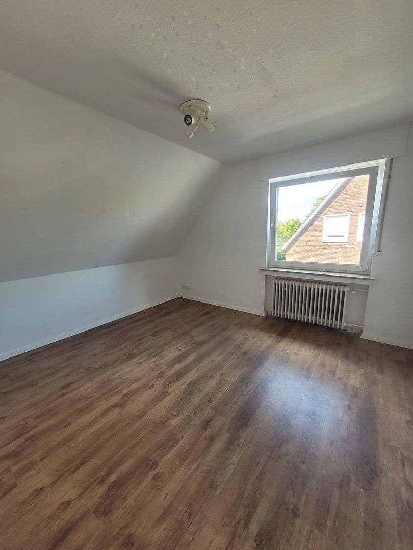 Prodej domu 120 m², pozemek 1.020 m², Gehrde, Dolní Sasko Prodej domu 120 m², pozemek 1.020 m², Gehrde, Dolní Sasko