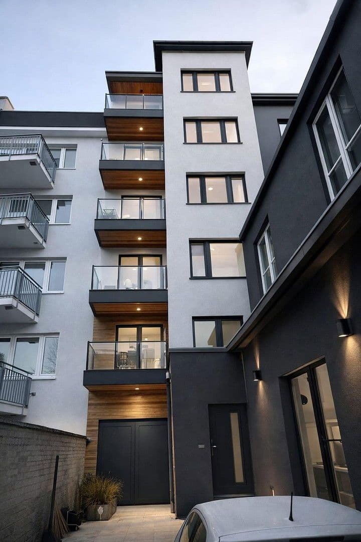 Pronájem bytu 1+1 23 m², Bonn, Severní Porýní-Vestfálsko Pronájem bytu 1+1 23 m², Bonn, Severní Porýní-Vestfálsko