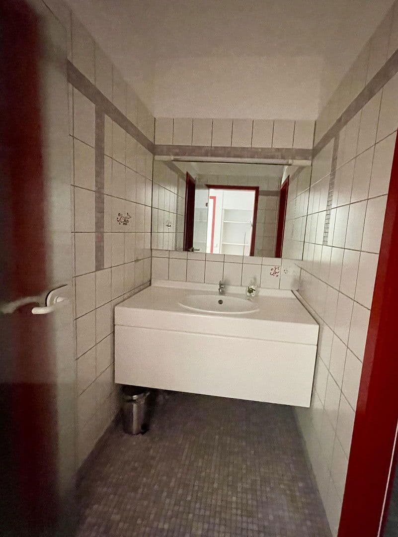 Pronájem kanceláře 110 m², Austraße 17, Öhringen, Bádensko-Württembersko Pronájem kanceláře 110 m², Austraße 17, Öhringen, Bádensko-Württembersko