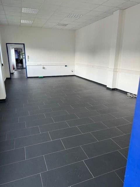 Pronájem kanceláře 64 m², Werner-von-Siemens-Straße 16, Alsdorf, Severní Porýní-Vestfálsko Pronájem kanceláře 64 m², Werner-von-Siemens-Straße 16, Alsdorf, Severní Porýní-Vestfálsko