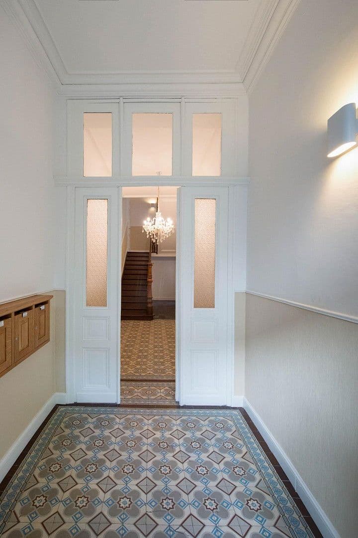 Pronájem bytu 2+1 50 m², Adalbertsteinweg 181, Cáchy, Severní Porýní-Vestfálsko Pronájem bytu 2+1 50 m², Adalbertsteinweg 181, Cáchy, Severní Porýní-Vestfálsko