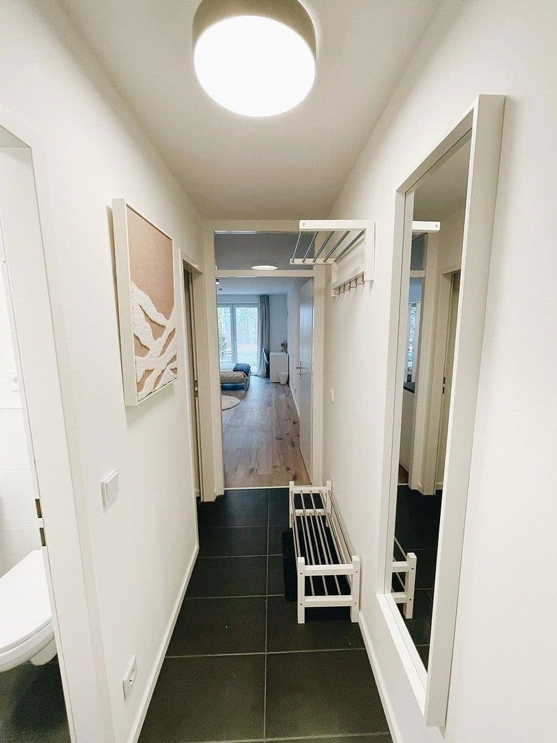 Pronájem bytu 1+1 33 m², Boschetsrieder Straße 55, München, Bavorsko Pronájem bytu 1+1 33 m², Boschetsrieder Straße 55, München, Bavorsko