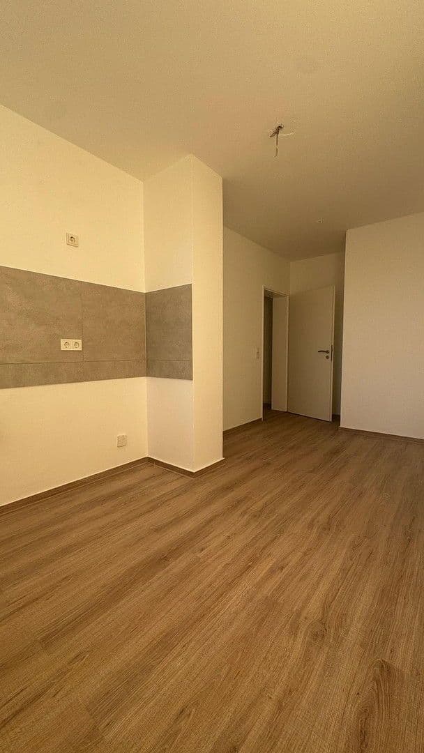 Pronájem bytu 3+1 72 m², Waldbröl, Severní Porýní-Vestfálsko Pronájem bytu 3+1 72 m², Waldbröl, Severní Porýní-Vestfálsko