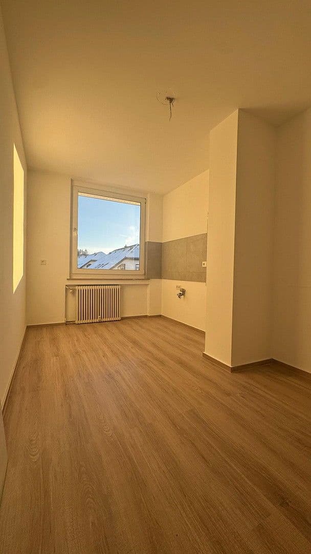 Pronájem bytu 3+1 72 m², Waldbröl, Severní Porýní-Vestfálsko Pronájem bytu 3+1 72 m², Waldbröl, Severní Porýní-Vestfálsko