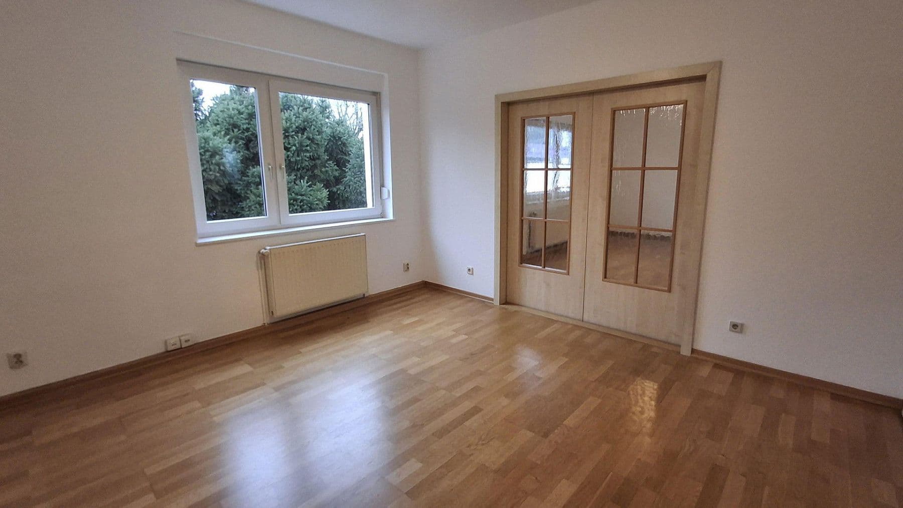 Prodej bytu 3+1 82 m², Berlin, Berlín Prodej bytu 3+1 82 m², Berlin, Berlín