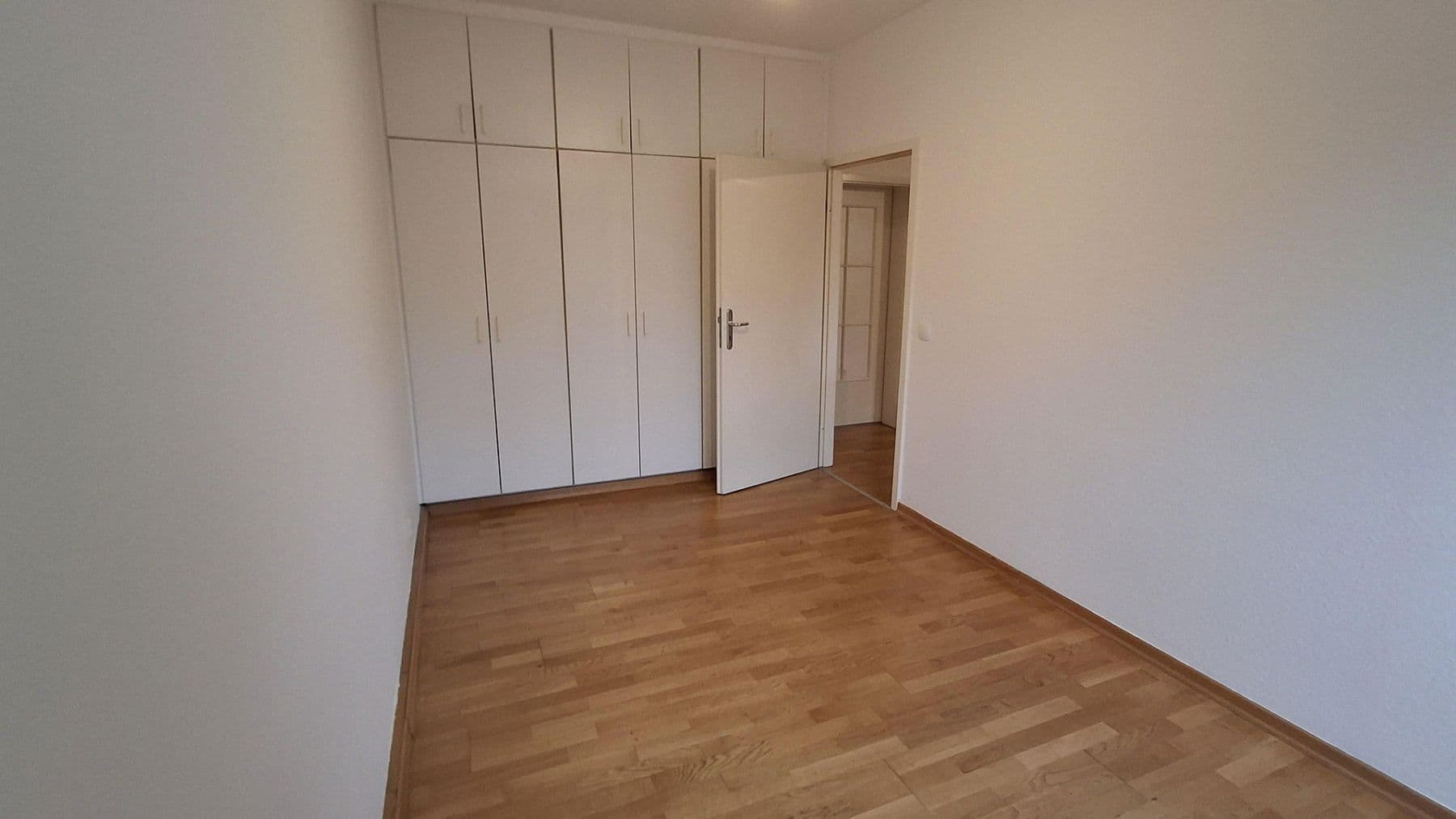 Prodej bytu 3+1 82 m², Berlin, Berlín Prodej bytu 3+1 82 m², Berlin, Berlín