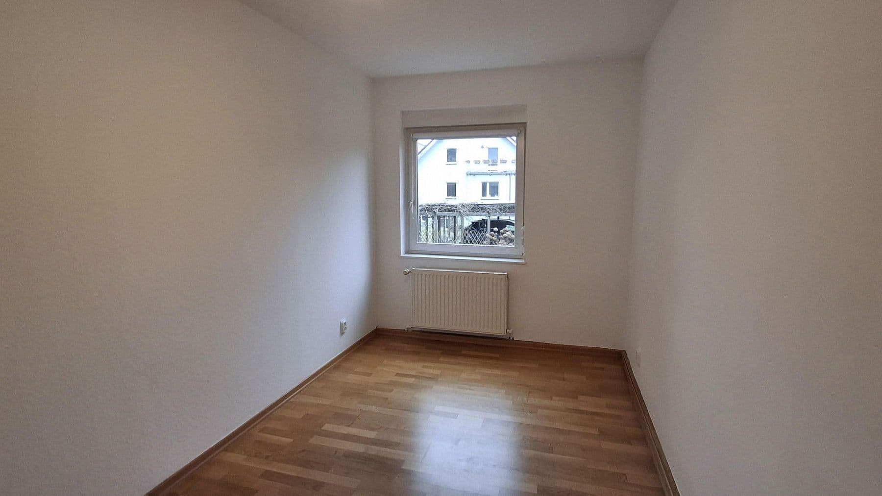 Prodej bytu 3+1 82 m², Berlin, Berlín Prodej bytu 3+1 82 m², Berlin, Berlín