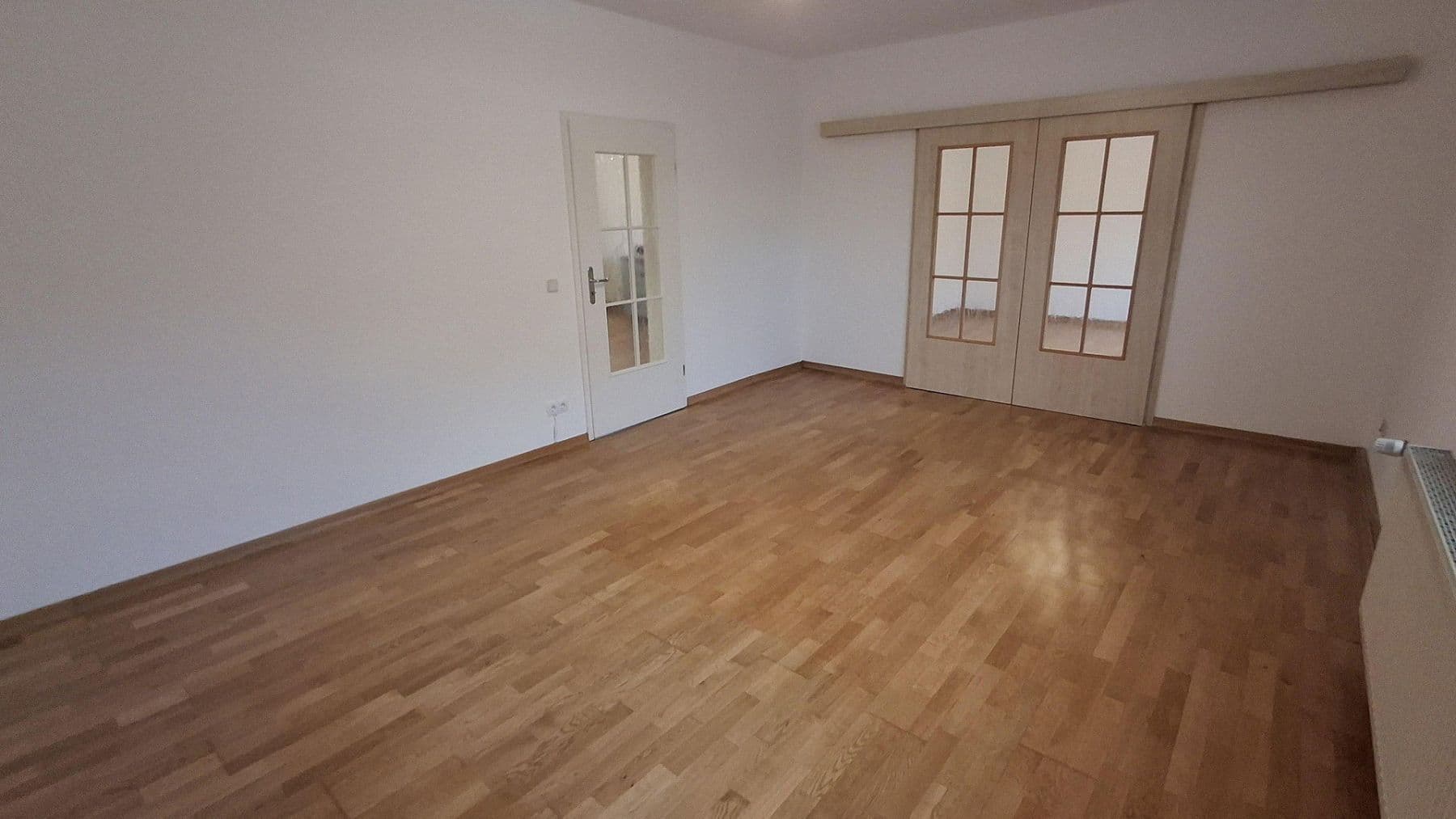 Prodej bytu 3+1 82 m², Berlin, Berlín Prodej bytu 3+1 82 m², Berlin, Berlín